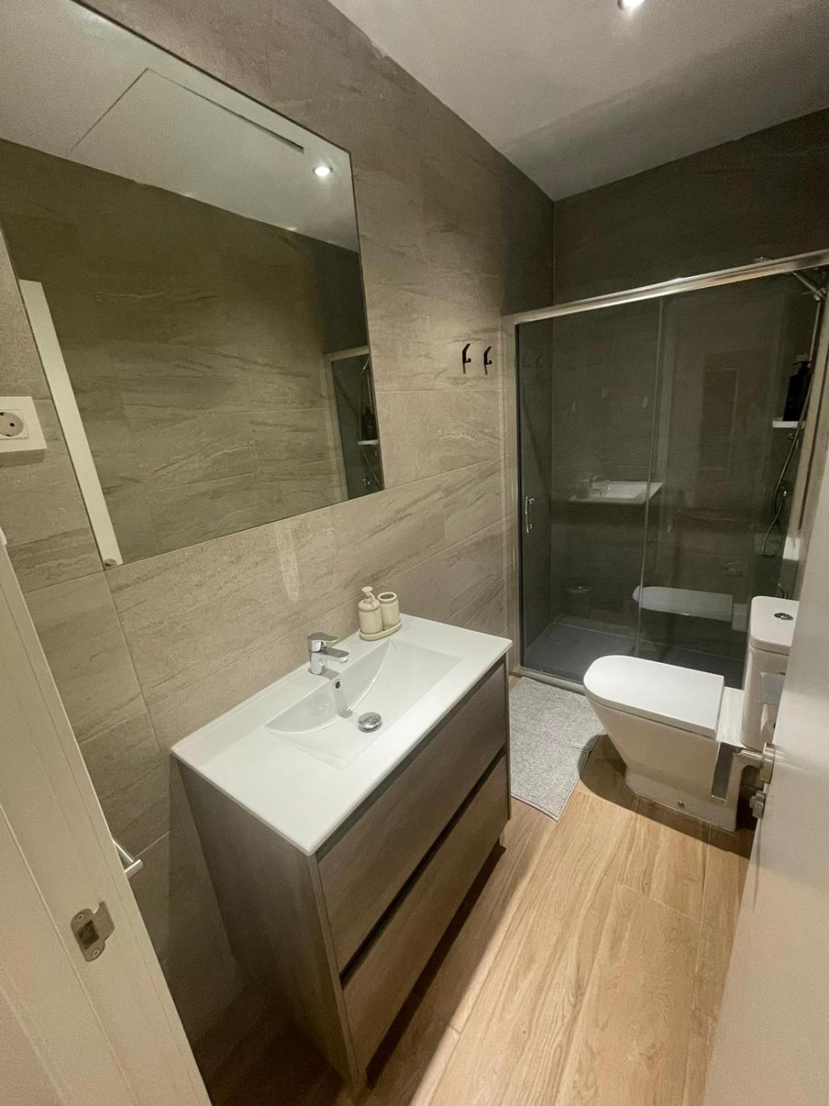 Apartment In Monumental Square Madrid Center Exterior photo