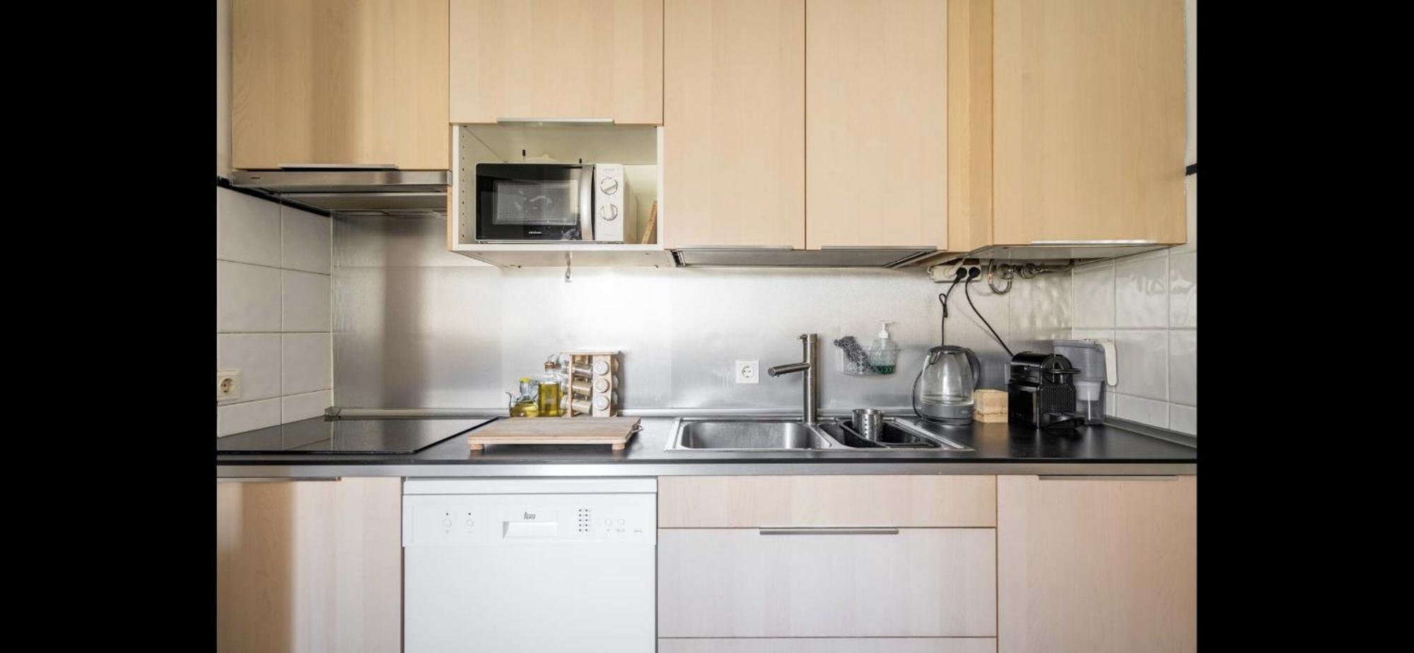 Apartment In Monumental Square Madrid Center Room photo
