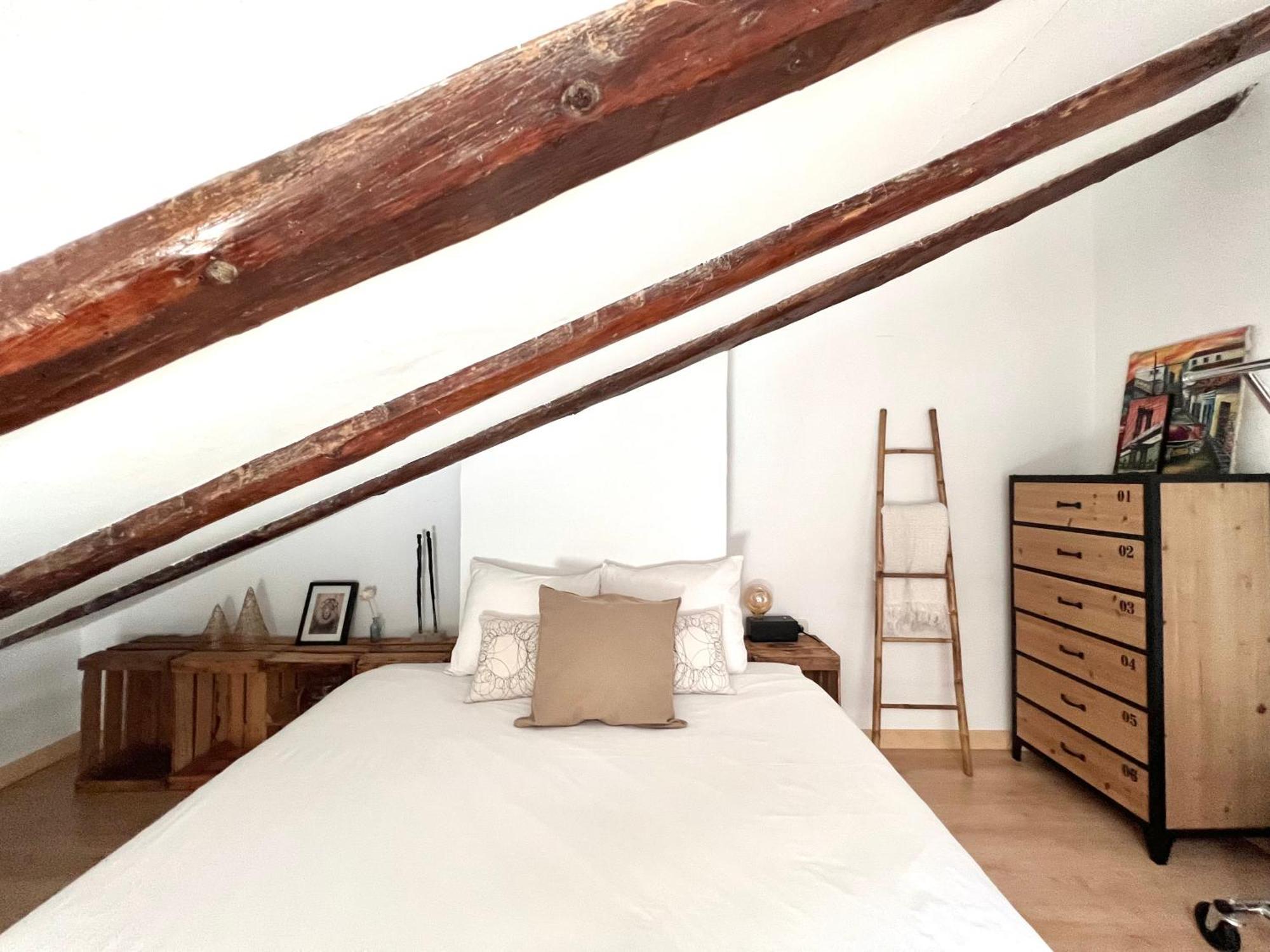 Apartment In Monumental Square Madrid Center Room photo